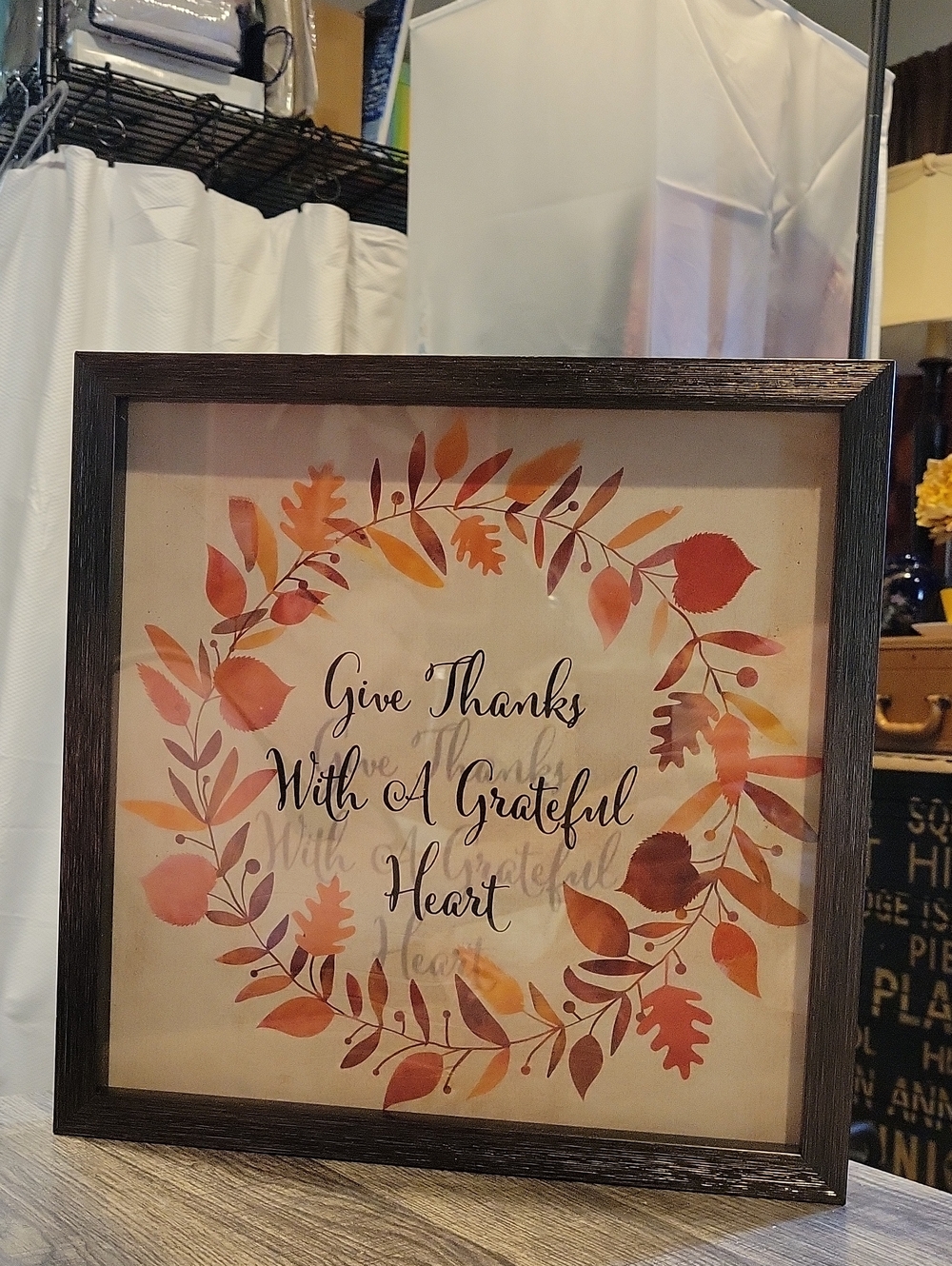 Autumn Leaf Wreath Frame; " Grateful Heart" Like New Cond.Large